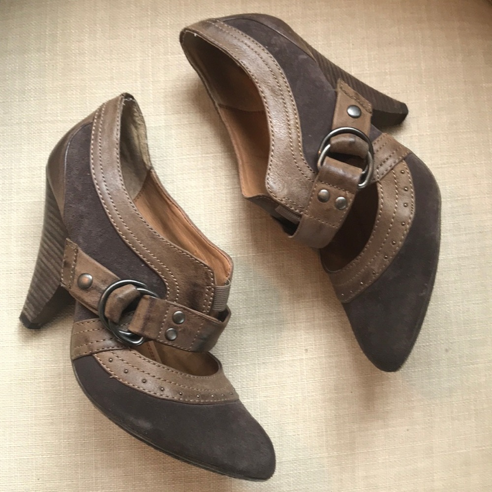 Saks Fifth Avenue 5|48 heeled boots